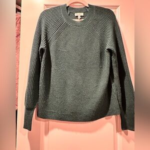 Green Jessica Simpson sweater. Size S.